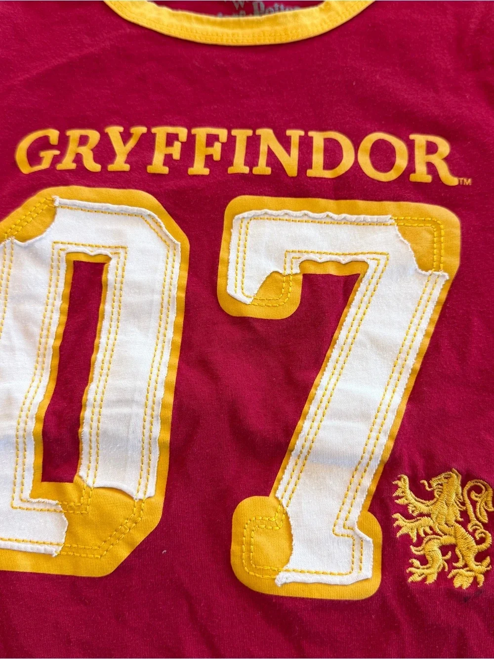 Harry Potter Seeker T-Shirt Gryffindor Sz 7-8 YR